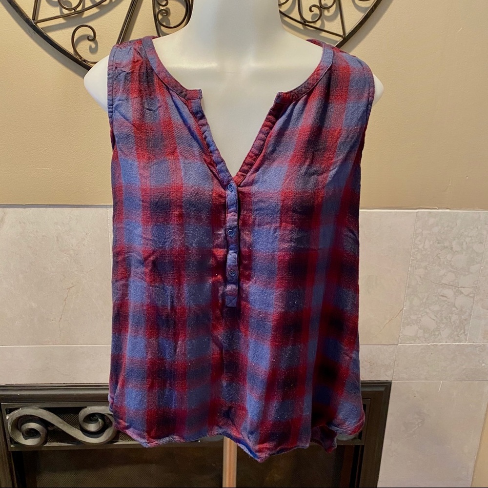 GF Women’s Button Front Plaid Sleeveless Shirt/XS